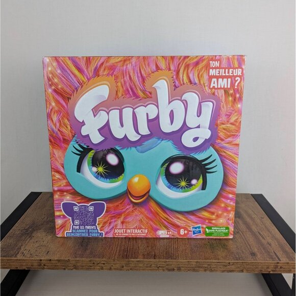 French Version Furby โ New in Box w/ Batteries โ Hasbro - Francais - Picture 1 of 8